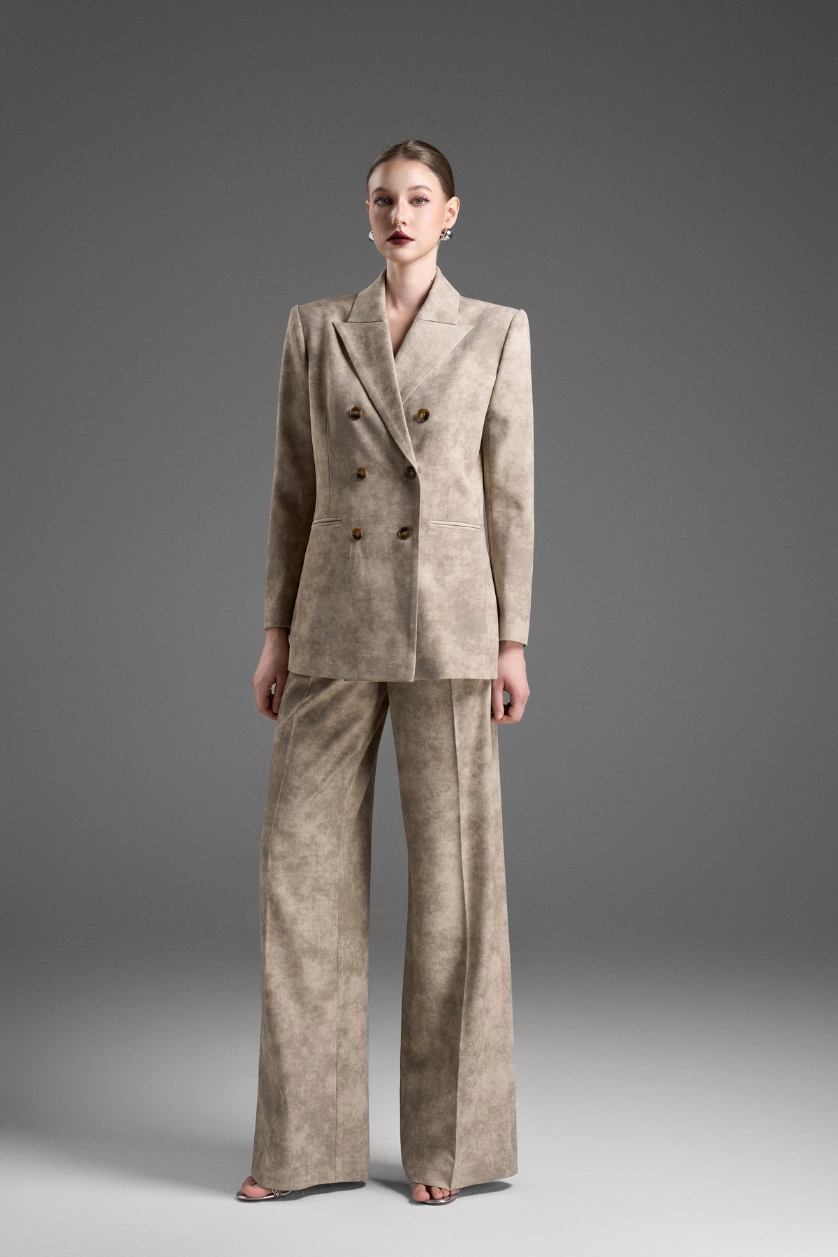 Classic Double-Breasted Blazer with Welt Pockets