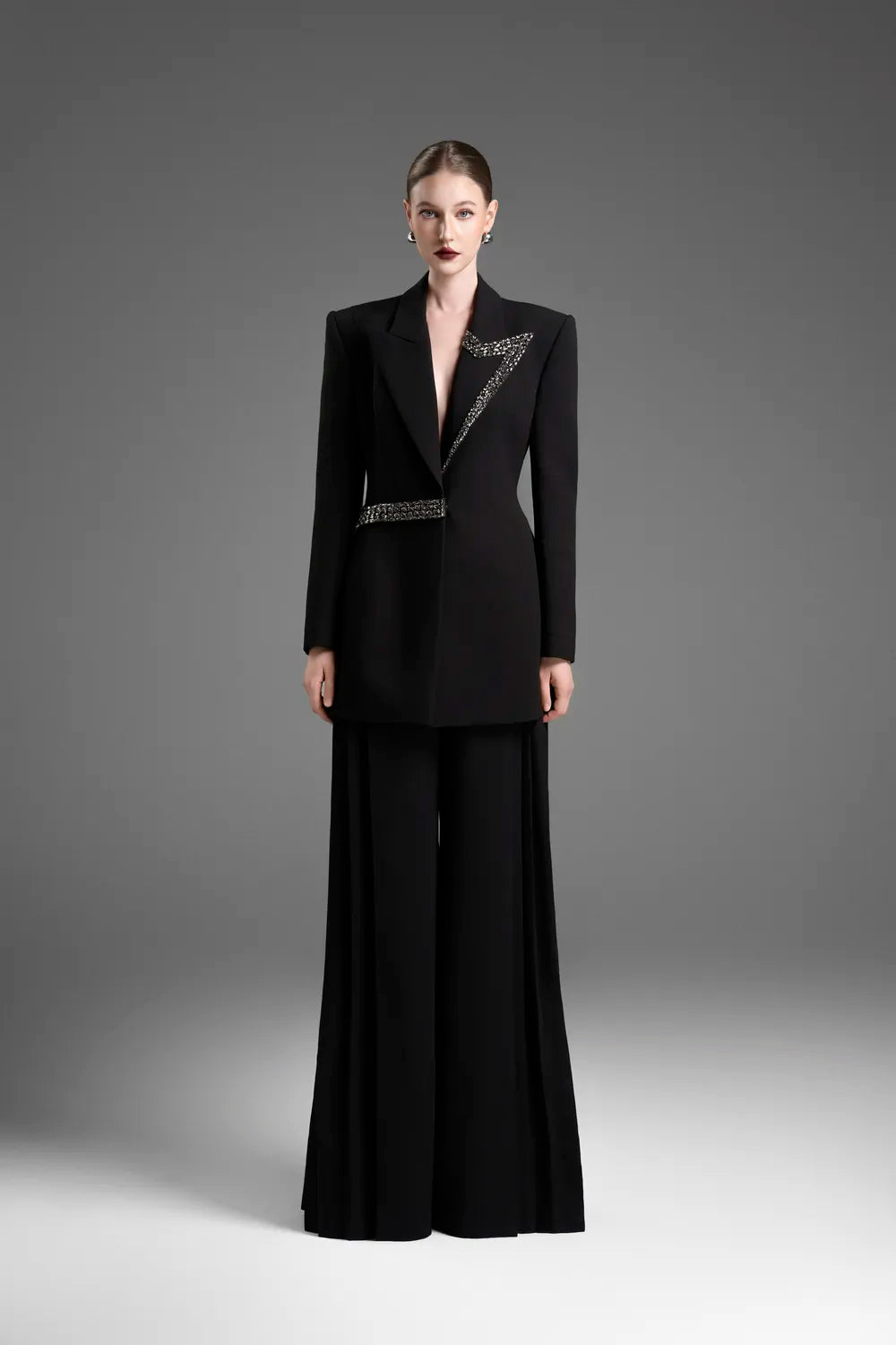 Peak Lapel Single Crystal Embellished Blazer