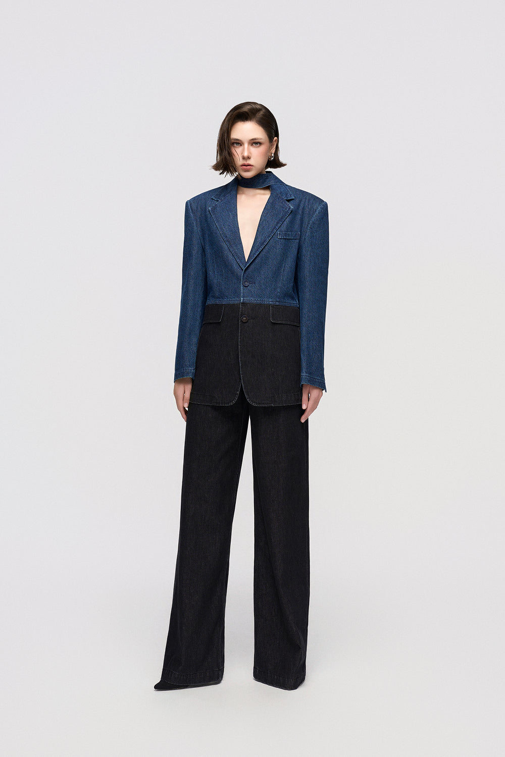 Blazer Two-tone blazer in classic tailoring and washed black denim