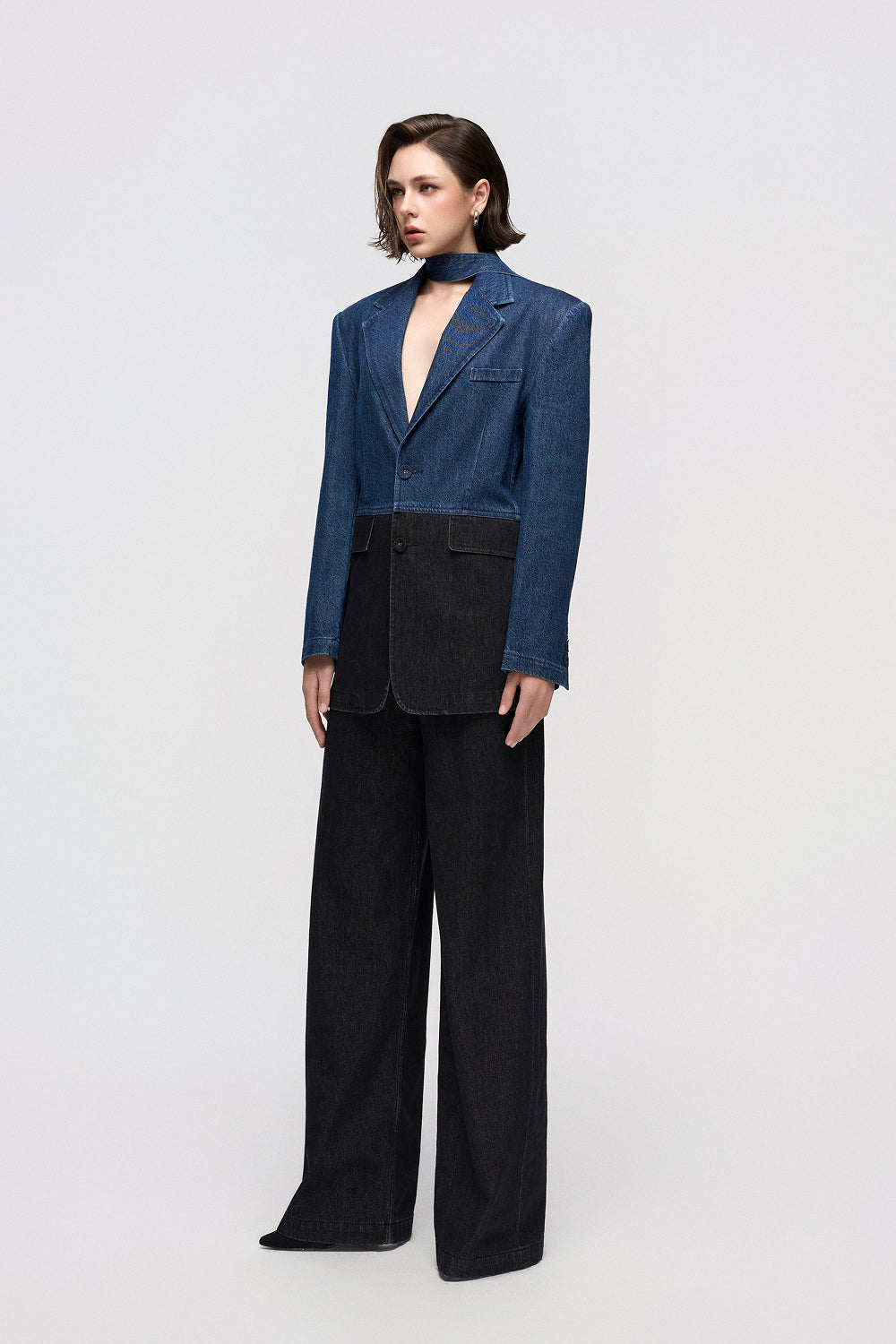 Blazer Two-tone blazer in classic tailoring and washed black denim