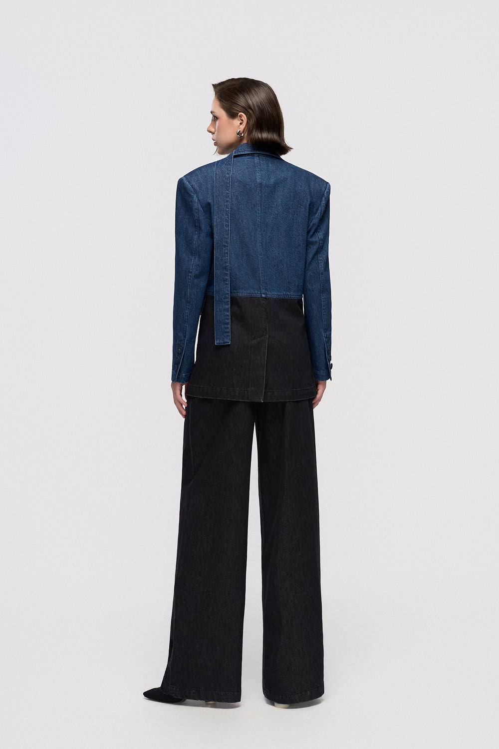 Blazer Two-tone blazer in classic tailoring and washed black denim