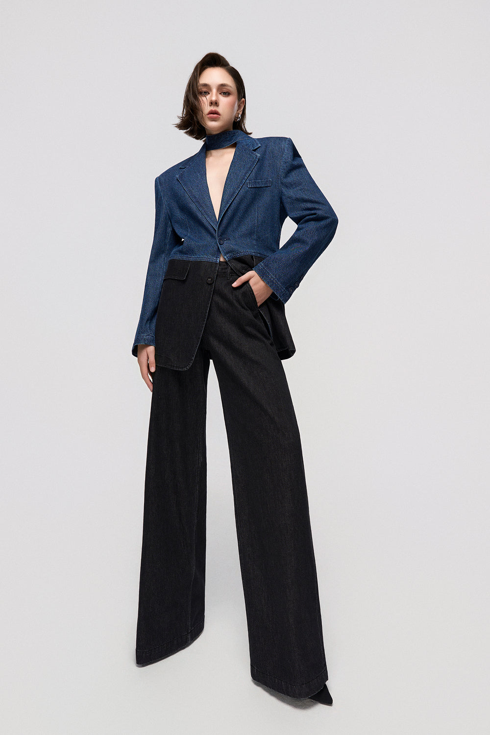 Blazer Two-tone blazer in classic tailoring and washed black denim