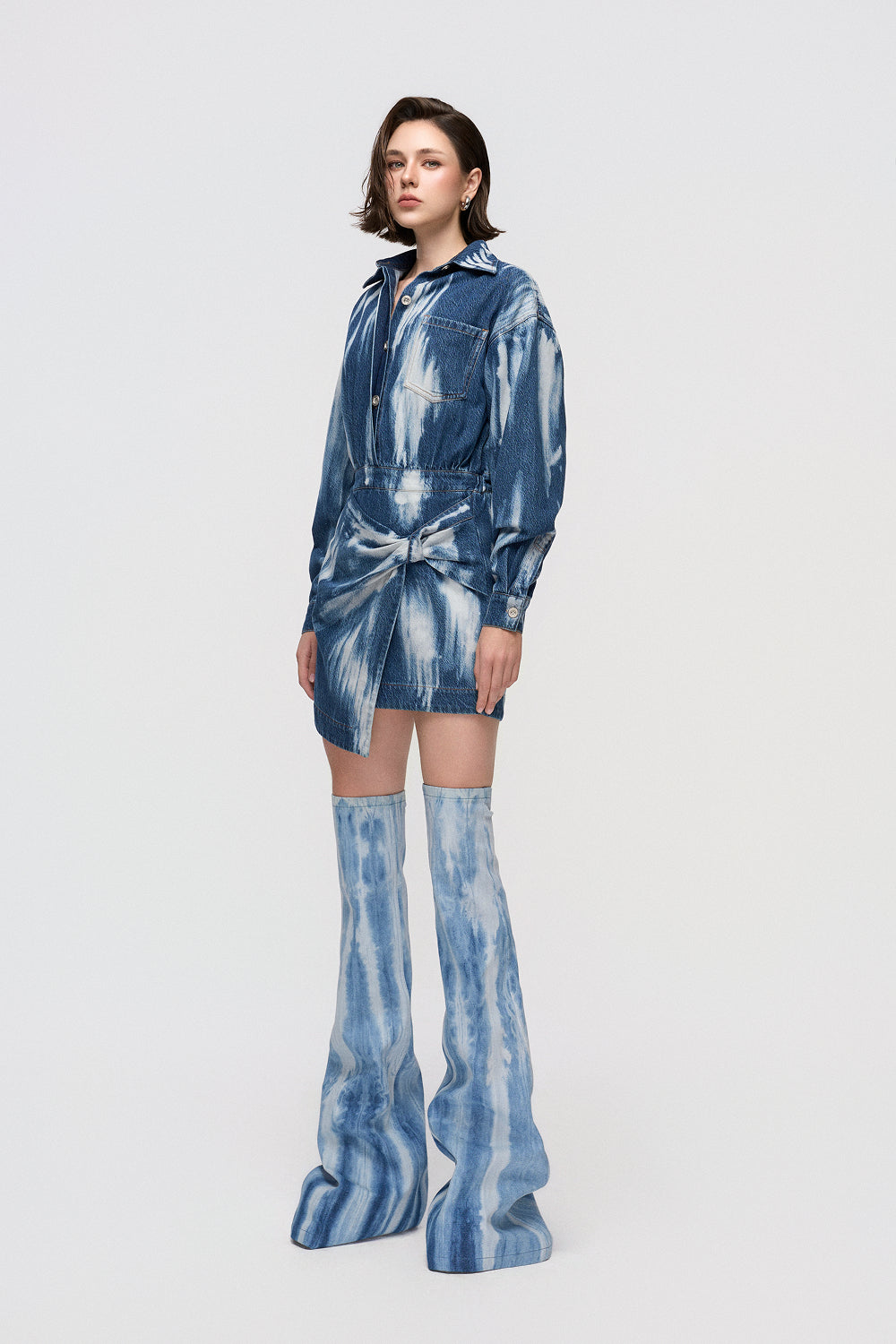 Dress Shirt dress with a pleated skirt and artisanal wash effect