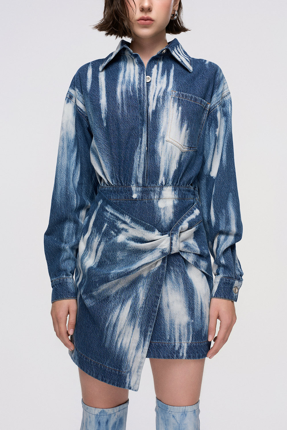 Dress Shirt dress with a pleated skirt and artisanal wash effect