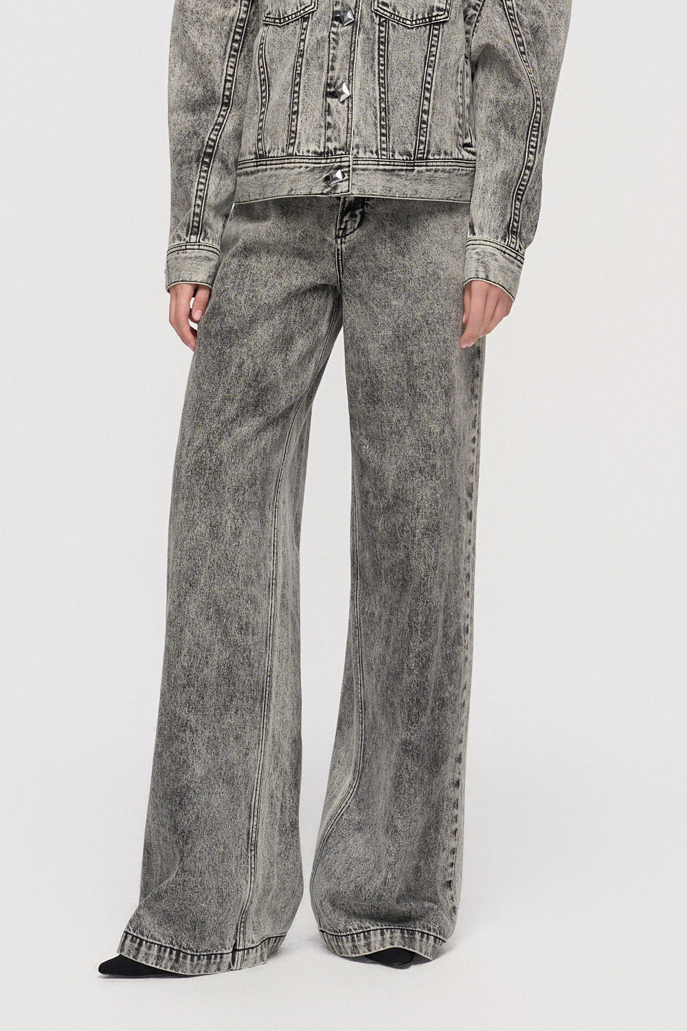 Washed Straight Jeans