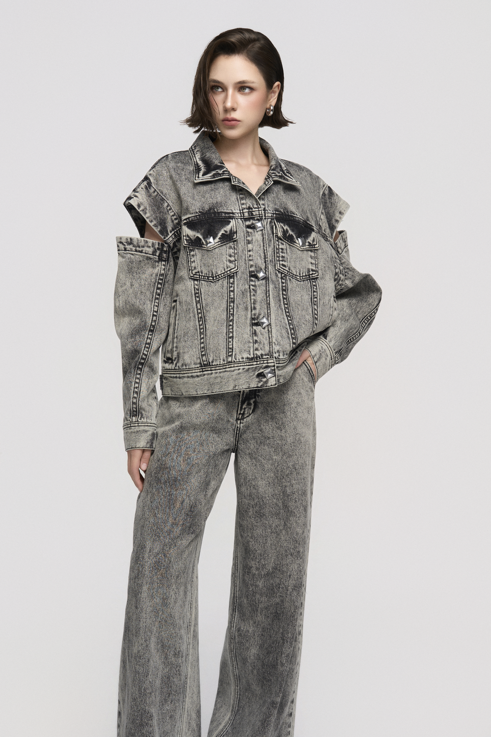 Open-Shoulder Point Collar Jacket