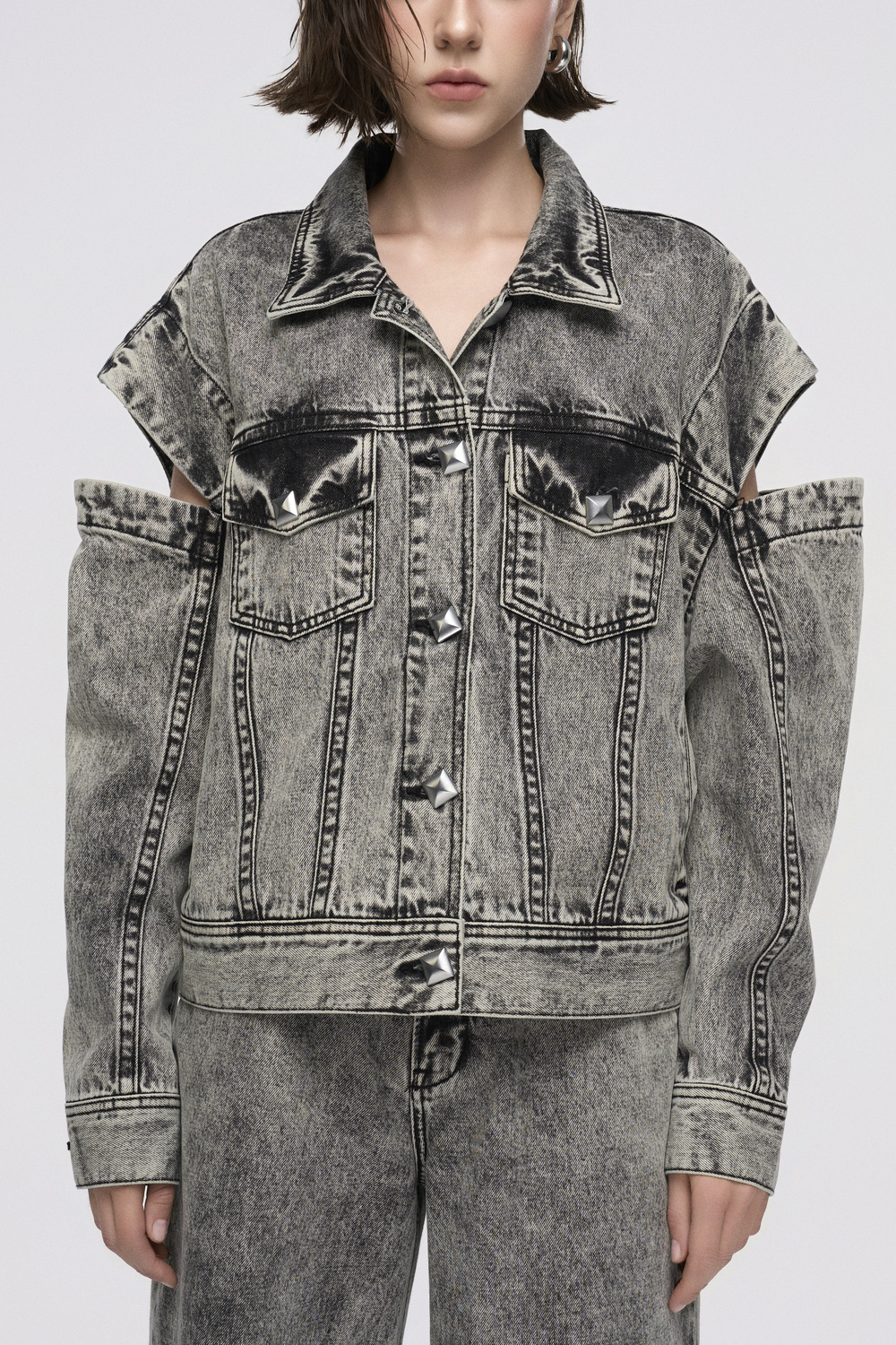 Open-Shoulder Point Collar Jacket