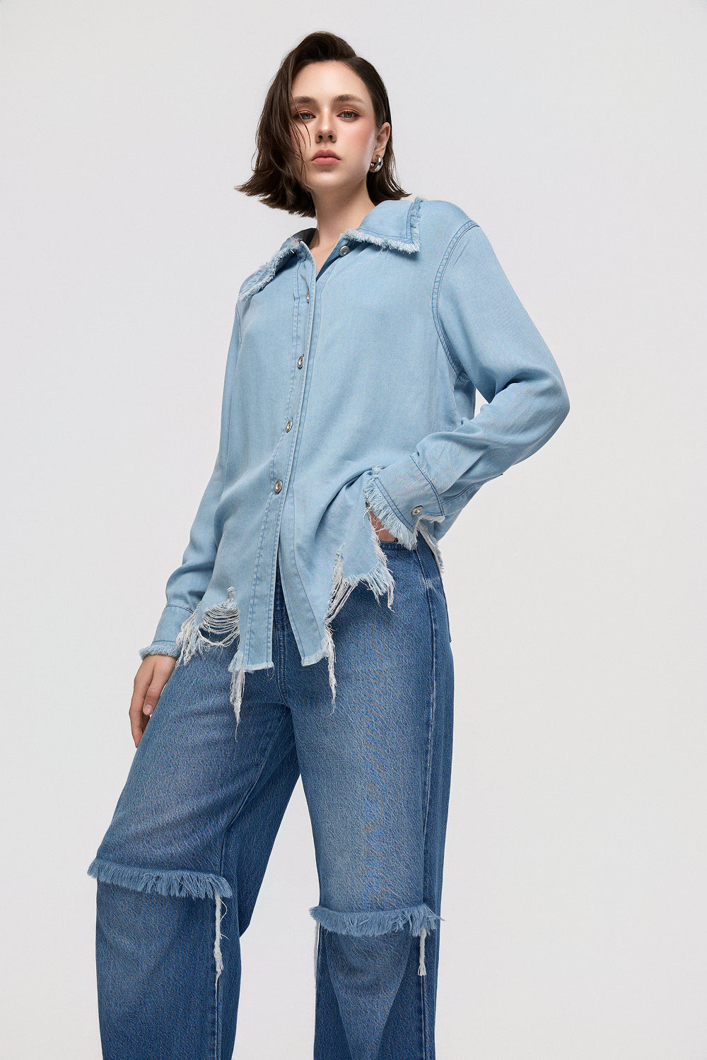 Shirt Denim shirt with an enzyme wash and raw, frayed hems