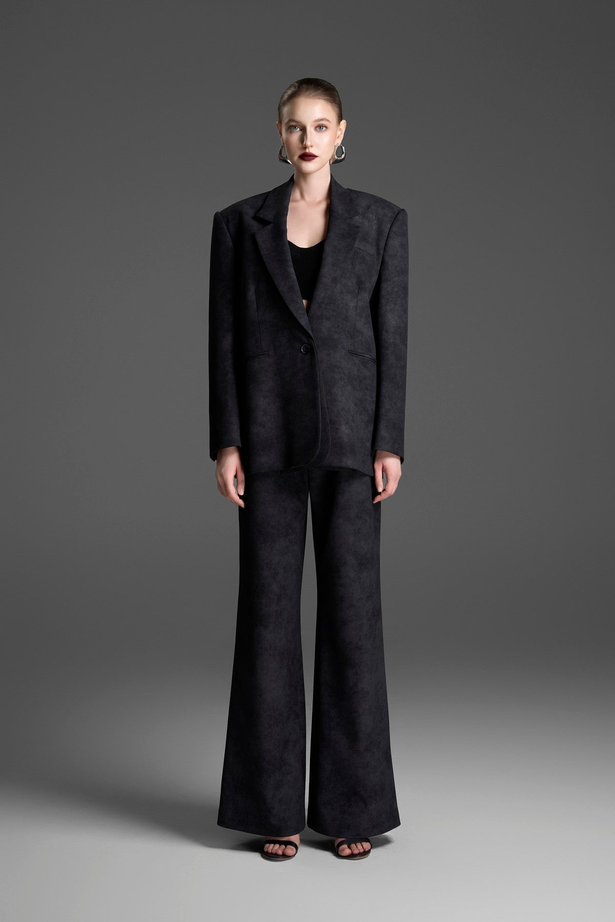 Blazer with a Detachable Collar and a Grey-Black Wash