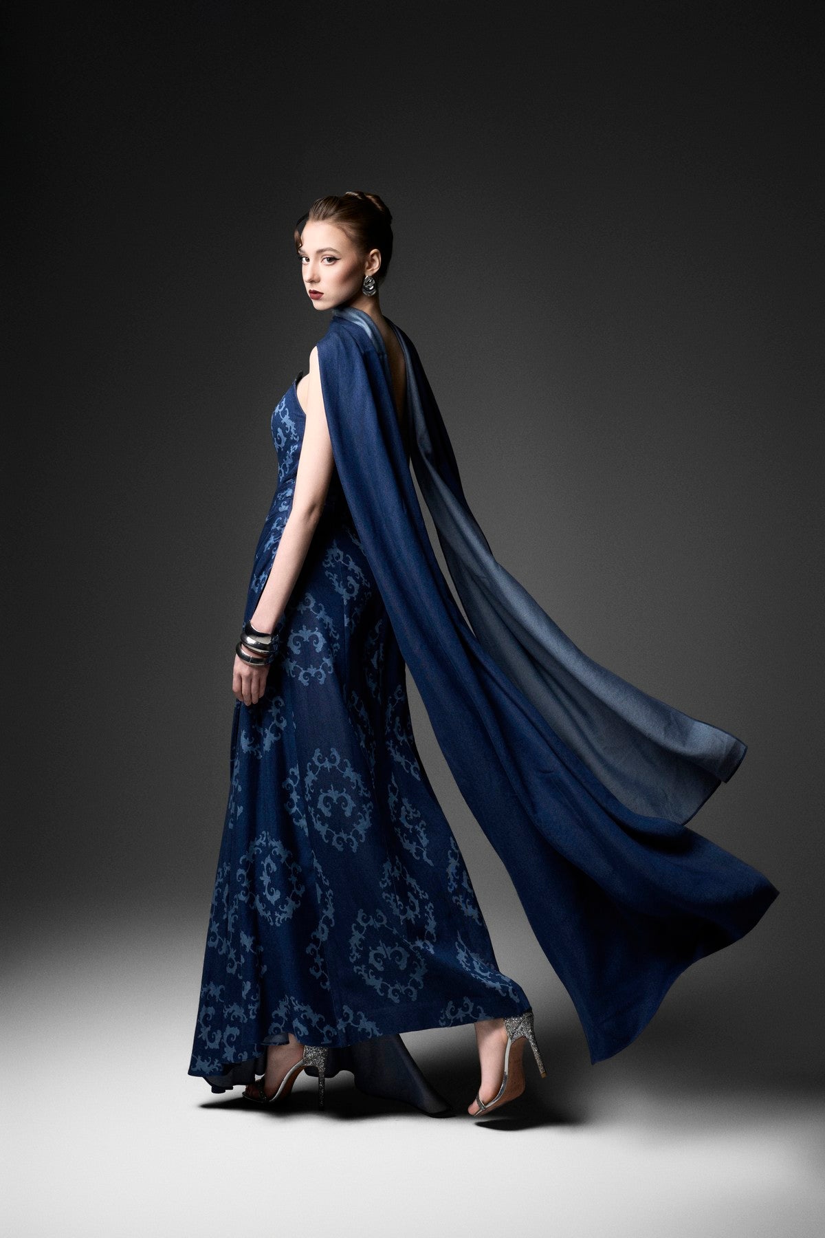 Rococo Laser-Printed Wavy Bust Dress with Pleated Waist