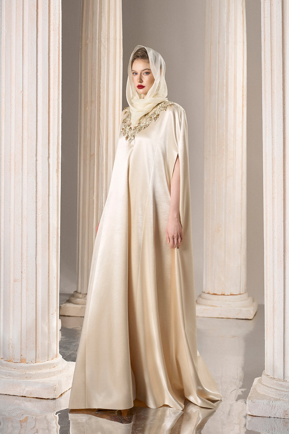 Dress Flowing denim caftan, elegant embroidered neckline