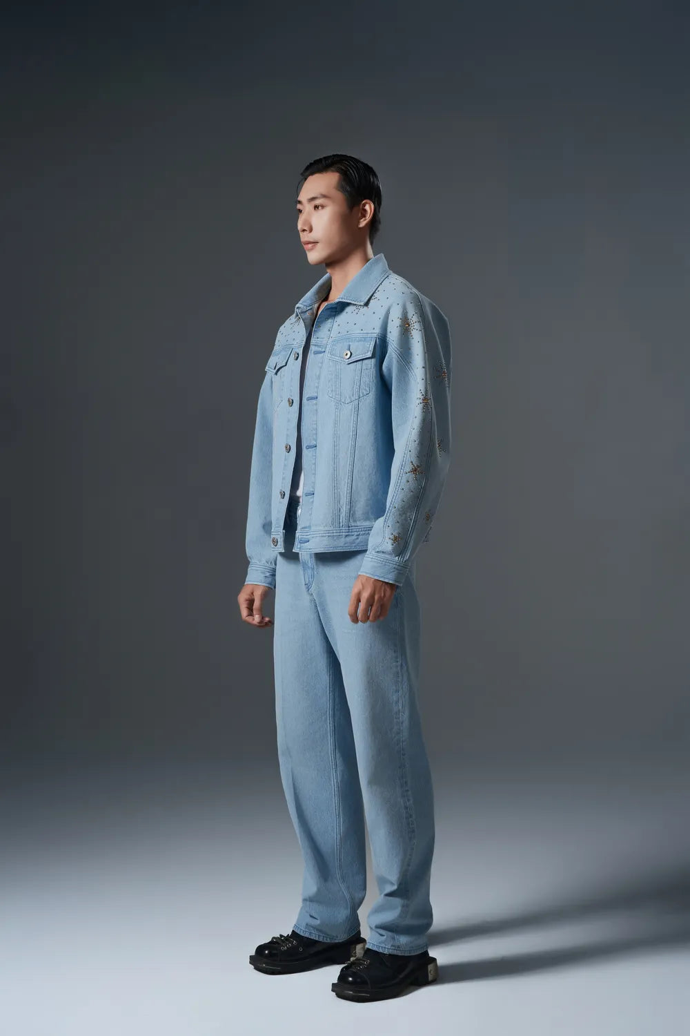 Front Knife Straight Jeans