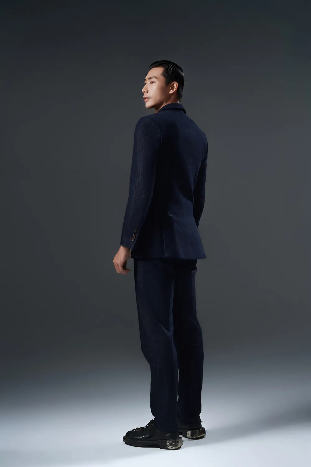 Slim-Fit Flap Pockets Blazer