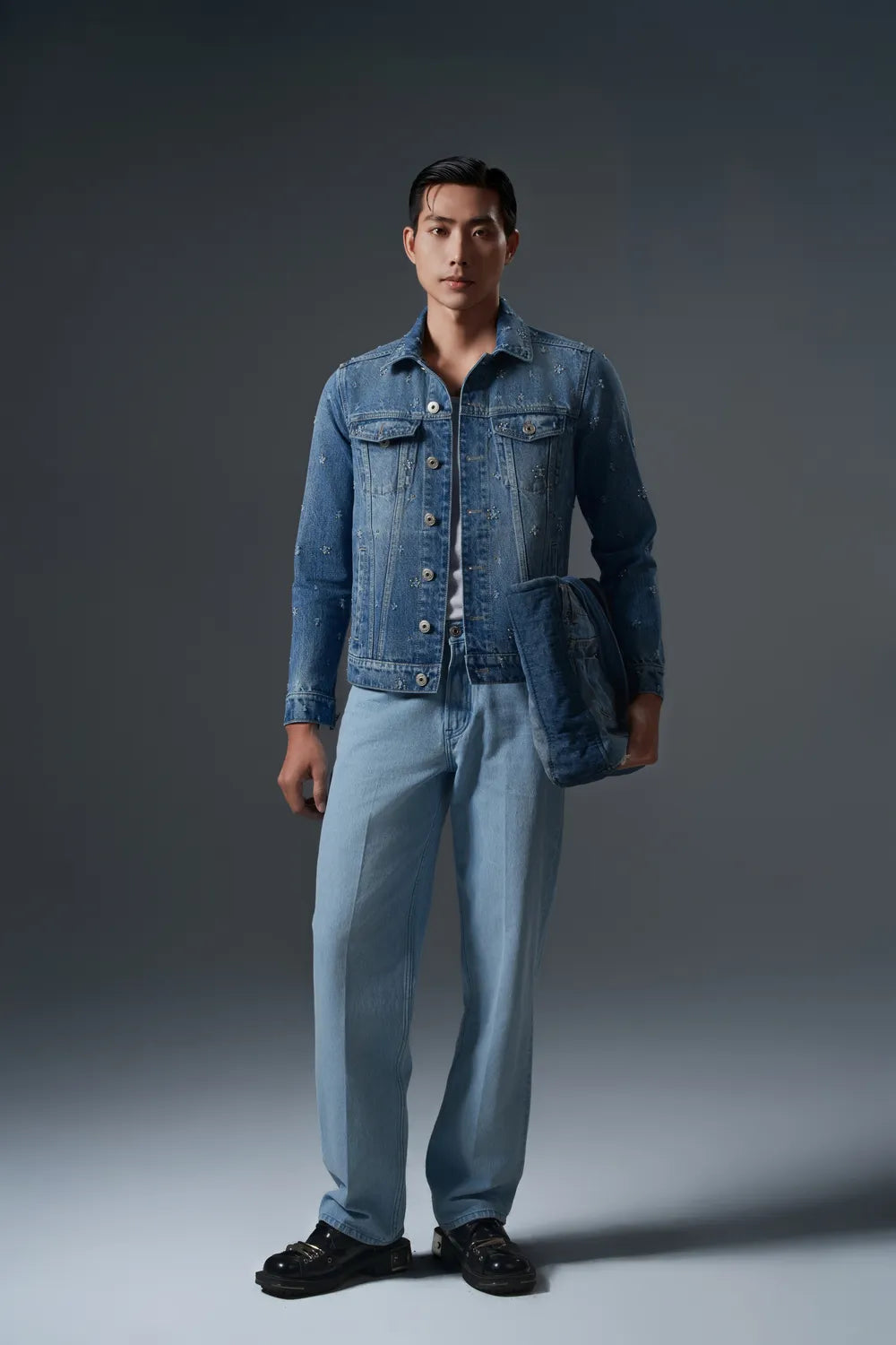 Mid-Rise Waistband Jeans