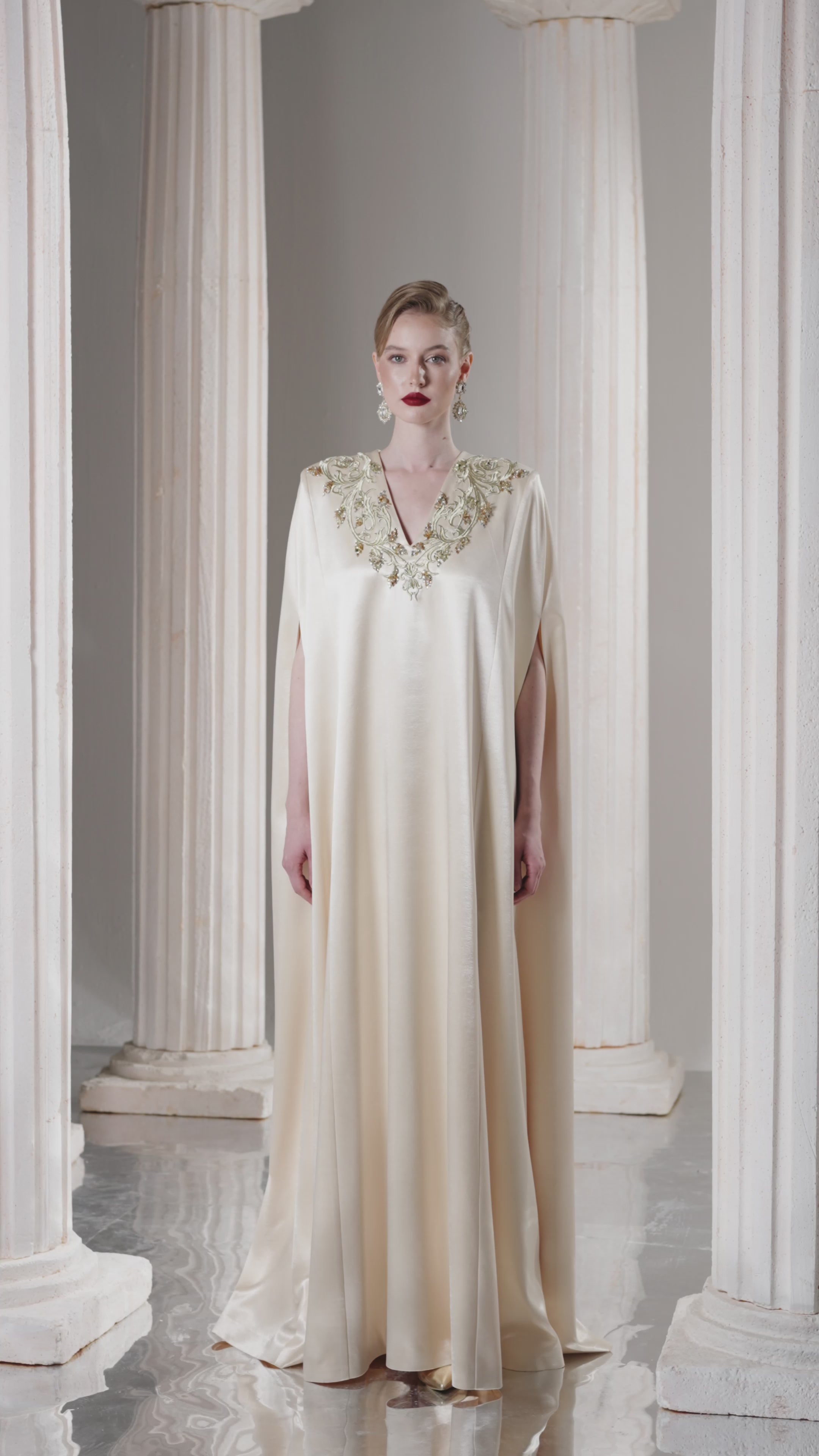 Dress Flowing denim caftan, elegant embroidered neckline